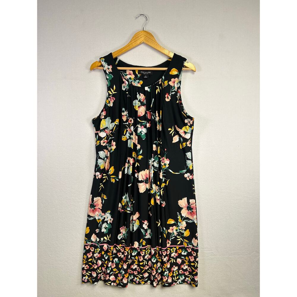 Woman's Perceptions New York Black Floral Shift Dress. -‎ Size 12 Semi Formal